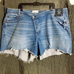 Abercrombie and Fitch Highrise NWT Size 22